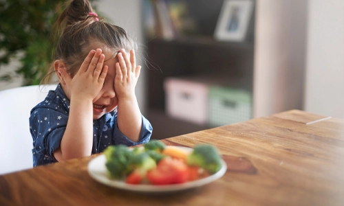 Little-Girl-Doesnt-Want-to-Eat-Vegetables
