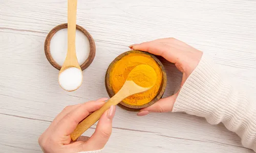 Turmeric-yogurt-facial