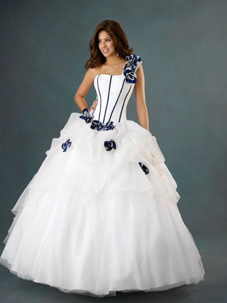 How to grab eye-balls on your prom night?