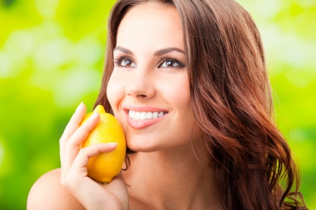Stay beautiful and young with lemon