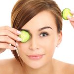 How to avoid puffy eyes after late night hangouts
