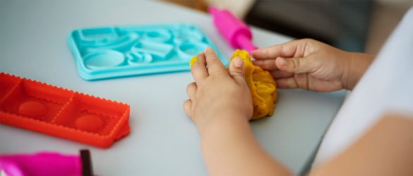 How to Make Play Dough