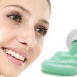 8 Unusual uses of toothpaste