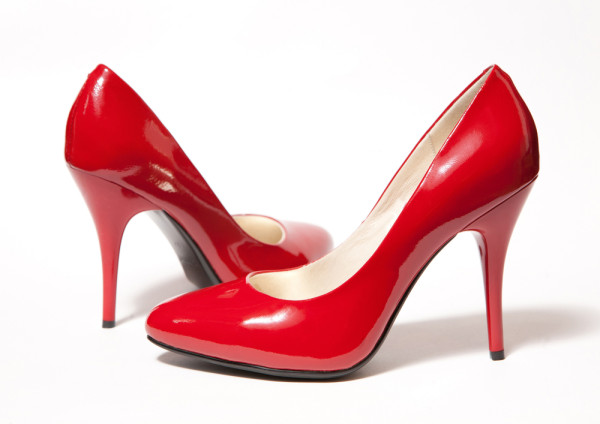 8 Tips to walk at ease in high heels | Women Tips