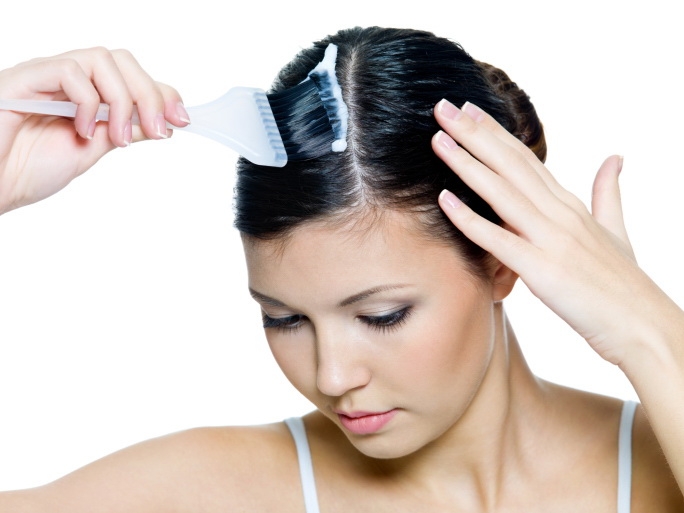 6 Beauty Routines you should never do at Home