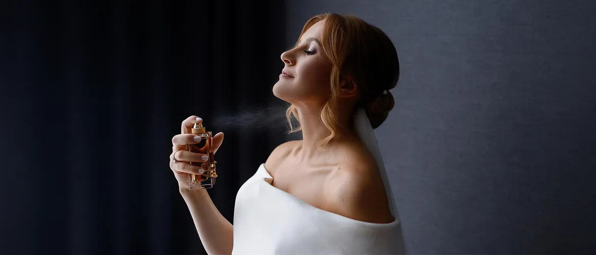How to Wear a Perfume So It Actually Lasts All Day