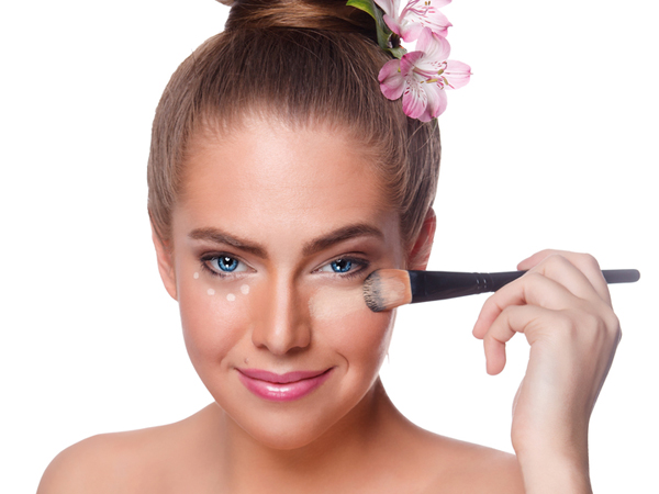 9 Mistakes Made While Applying Foundation