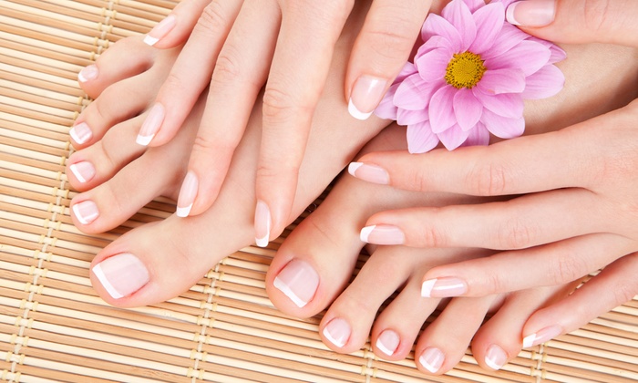 Follow These 4 Steps to Get Envious Nails!