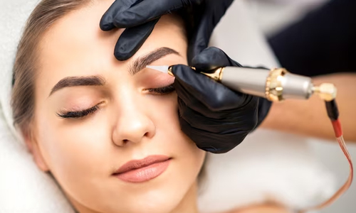 Eyebrow-Microblading