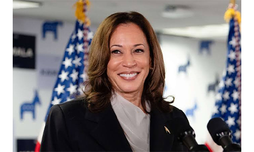  Kamala Harris