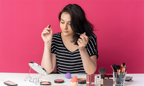 Set Makeup in Layers