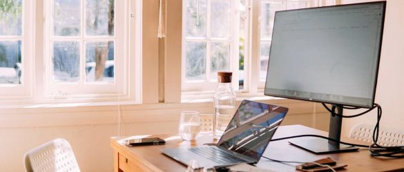8-Essentials-You-Need-for-Your-Work-From-Home-Setup