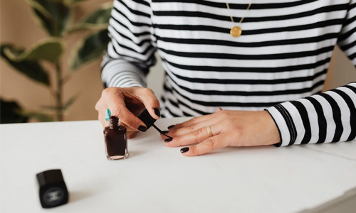 Signs of Nail Polish Overuse