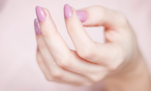 Thin Nails