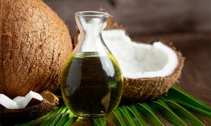 Use-Coconut-oil-for-makeup-removal
