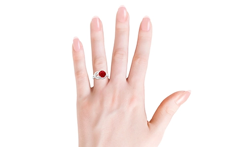 Tips for Buying Your First Solitaire Ring