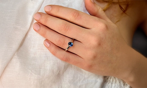 Best Occasions to Buy Your First Solitaire Ring