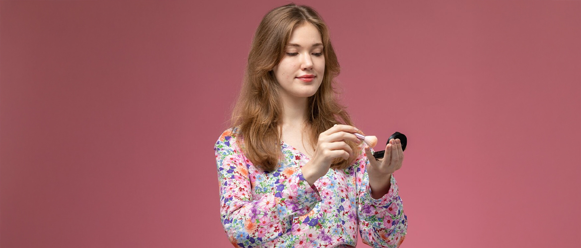 5 Makeup Products for Teenagers